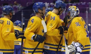 Швеция одолела Финляндию и вышла в финал олимпийского хоккейного турнира