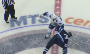 Самая зрелищная драка игрового дня в НХЛ (видео)