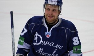 Лео Комаров не захотел играть в АХЛ