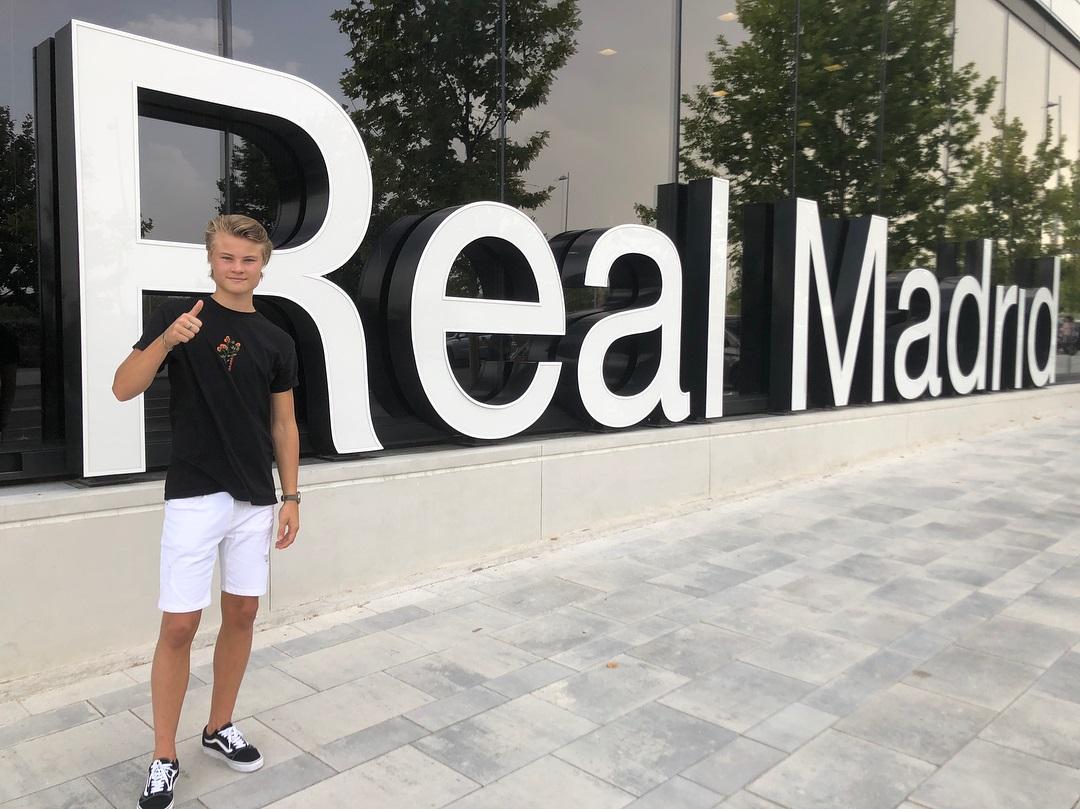 Андри Лукас Гудьонсен покинул «Эспаньол», чтобы присоединиться к «Реалу»