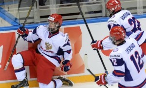 Невероятный гол Владимира Ткачева в первом матче суперсерии со Сборной Квебека (видео)